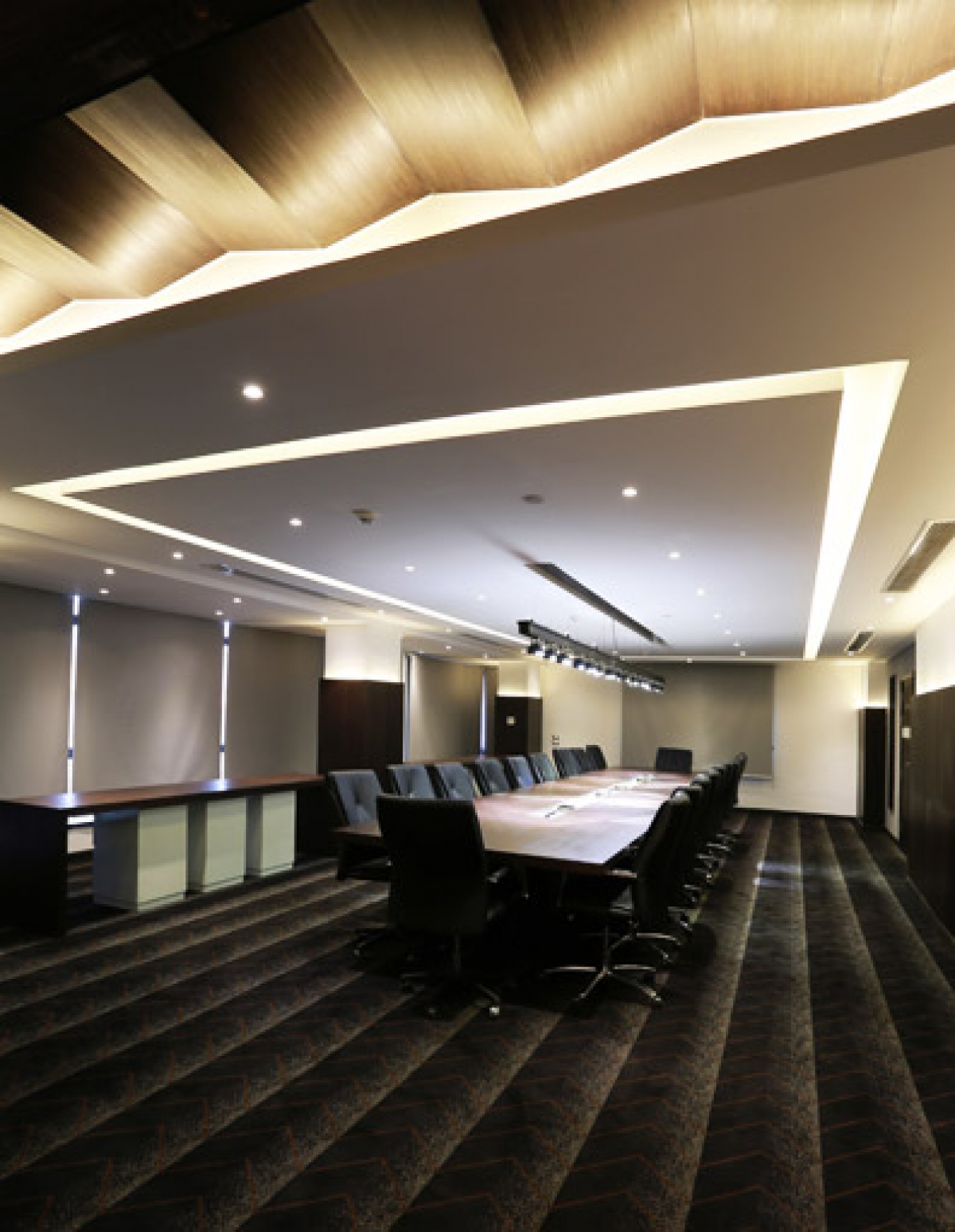 MedRight Meeting Room | Hazem Hassan Designs